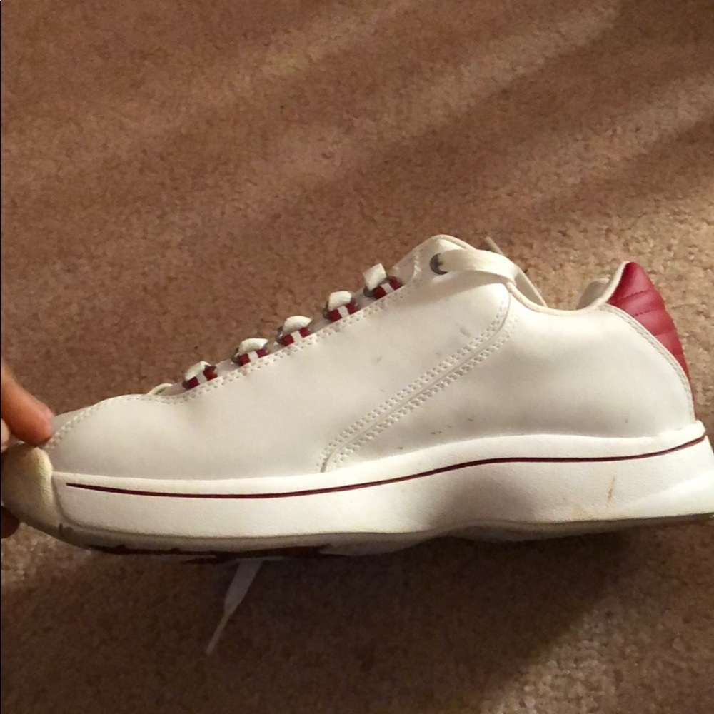 Men’s Reebok sneakers